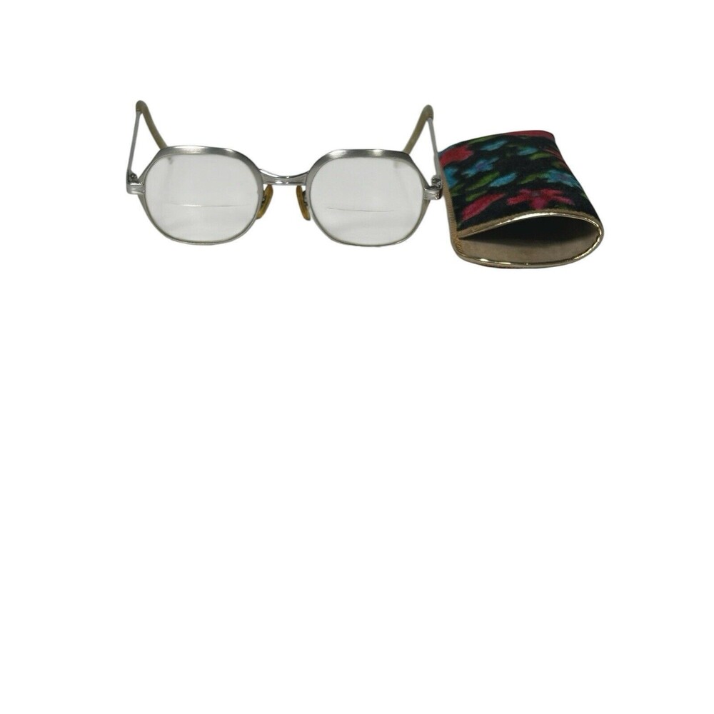 M/C 130 USA Vintage Eyeglasses Petite Nice Condition Silver Vtg With Case